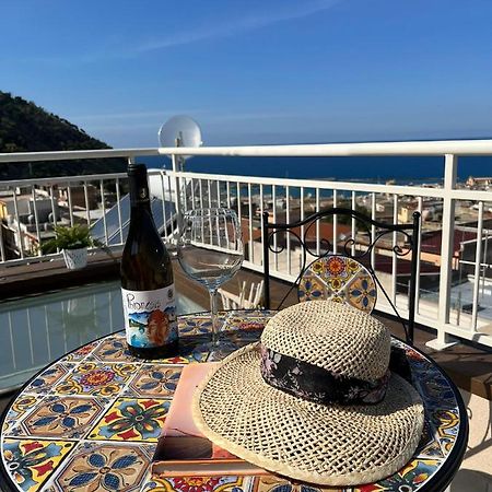 Апартаменти La Terrazza Sul Golfo Кастелламмаре-дель-Гольфо Екстер'єр фото