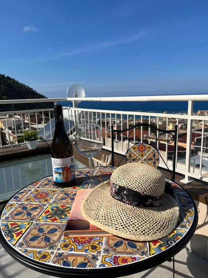 Апартаменти La Terrazza Sul Golfo Кастелламмаре-дель-Гольфо Екстер'єр фото